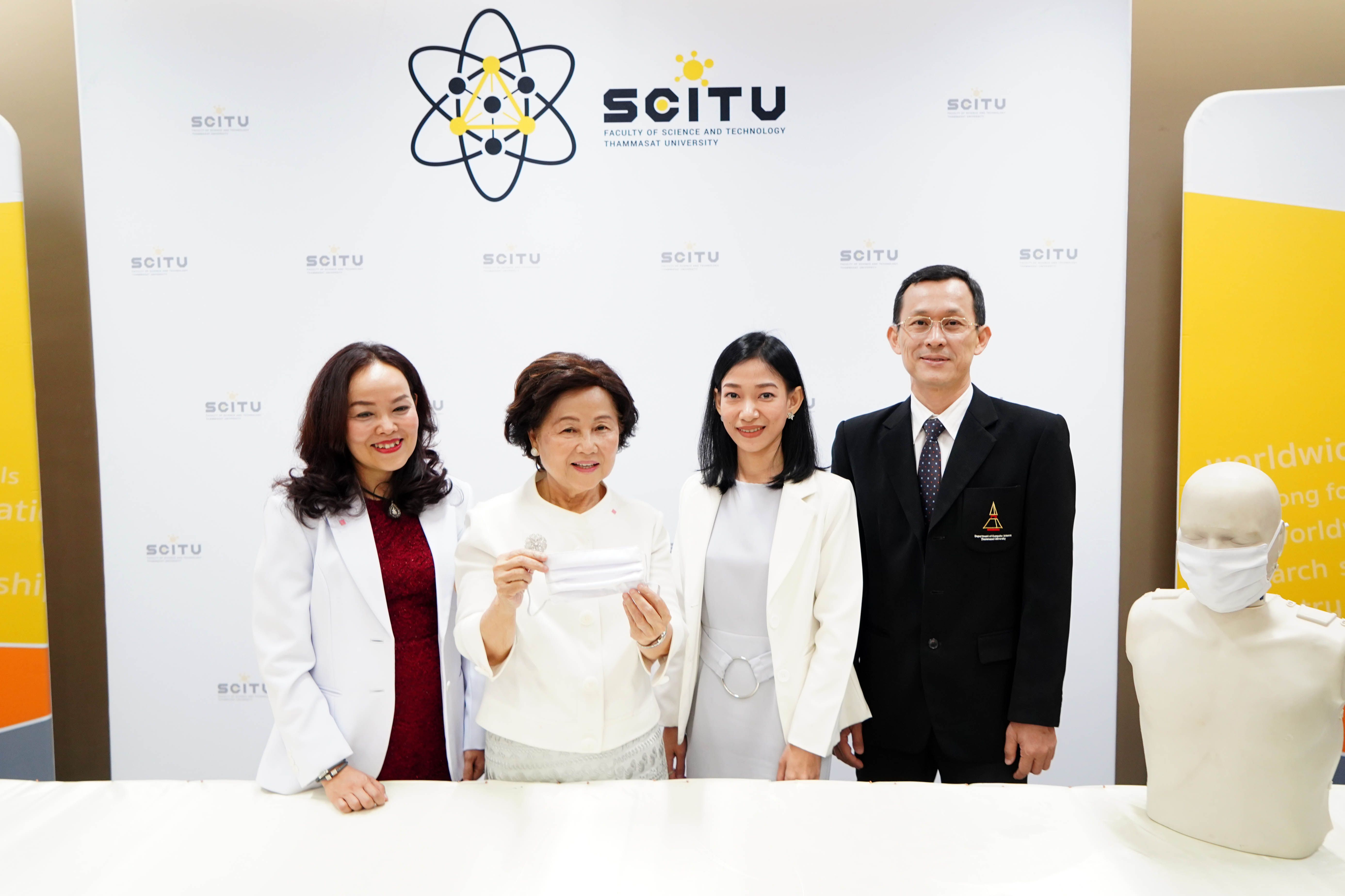 วันเดียวทะลุเป้า! มธ. ขอบคุณธารน้ำใจคนไทย สมทบทุนผลิตหน้ากากให้แพทย์ 