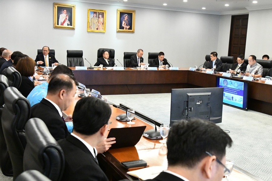 "บิ๊กป้อม" สั่งทุกหน่วยทำแผนบูรณาการน้ำ ปี 64 เร่งแก้ปัญหาท่วม-แล้งซ้ำซากทั่วประเทศ