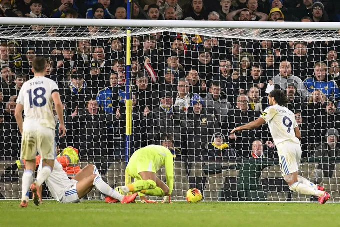 หักปากกาเซียน! ลีดส์ เปิดบ้านถล่มเชลซี 3-1 ศึกพรีเมียร์ลีก