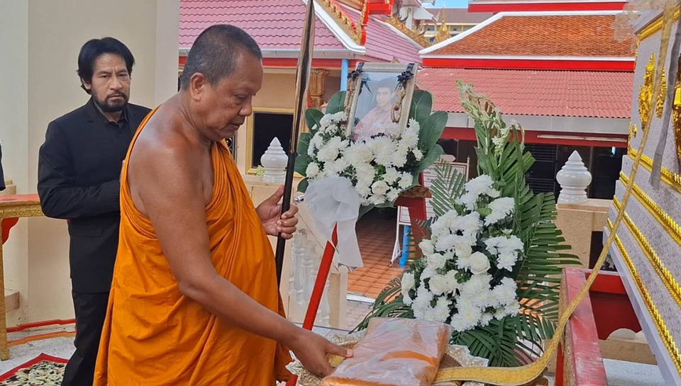 “บิณฑ์ บรรลือฤทธิ์” ไม่ทิ้ง “พล พลาพร” อดีตพระเอกดาวพระศุกร์ จัดพิธีส่งร่างวาระสุดท้ายอย่างอบอุ่น