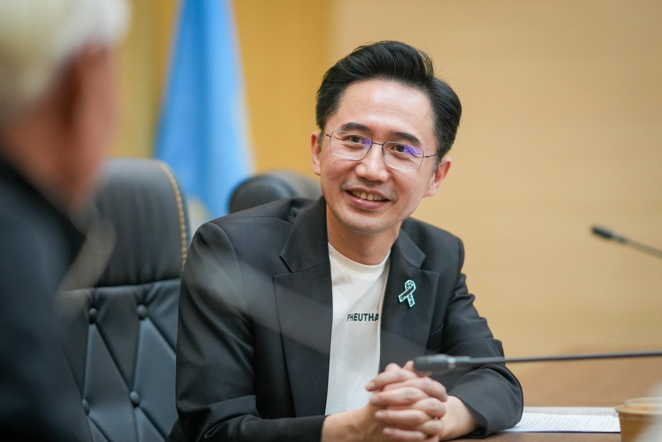 "ยศชนัน" นำทัพเพื่อไทย ถก "บอร์ดโอลิมปิคฯ" พร้อมฟื้นโมเดล "1 รัฐวิสาหกิจ 1 สมาคมกีฬา"