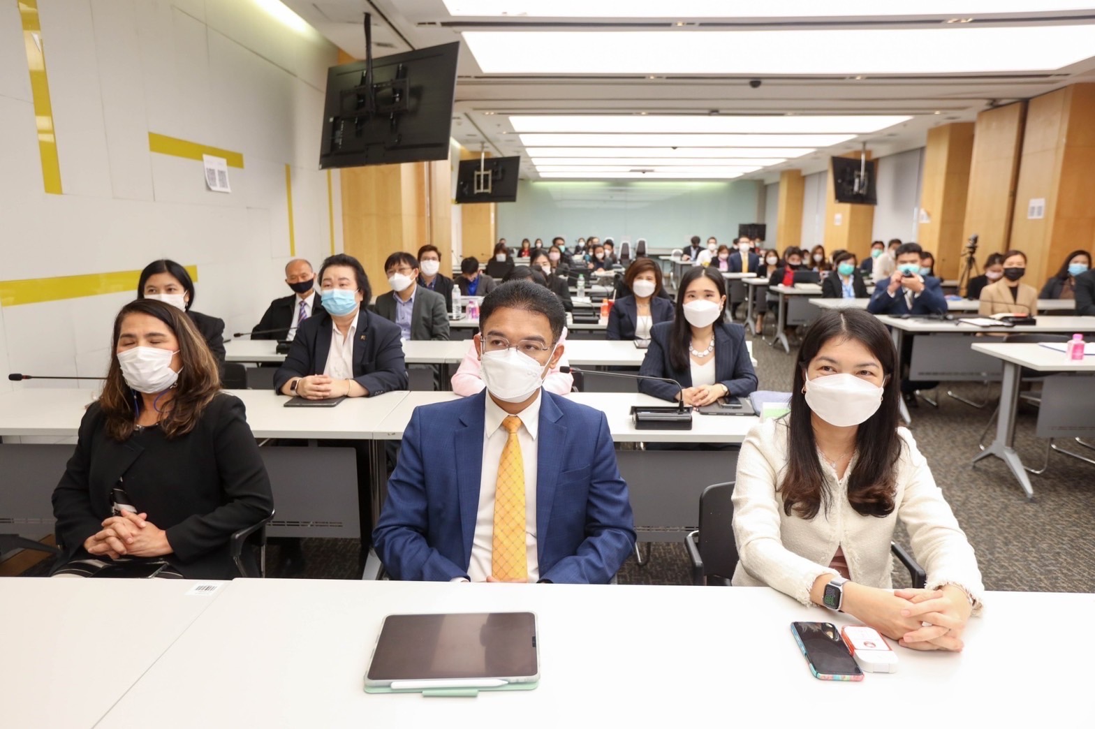 เชิญกูรูกฎหมายจากสำนักงานคณะกรรมการกฤษฎีกา จัด Workshop ติวเข้มพนักงาน คปภ.