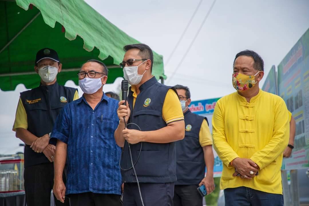 ผู้ช่วยรัฐมนตรีประจำกระทรวงเกษตรและสหกรณ์ลงพื้นที่สุโขทัยตรวจราชการติดตามการแก้ไขปัญหาน้ำท่วมน้ำแล้ง
