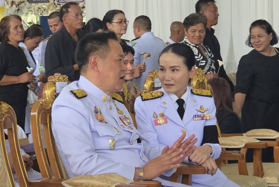 “อนุทิน” แจงคุย “นฤมล” กระบวนการจัดตั้ง รบ. ขอรอ กกต. รับรอง สส. ก่อน ไม่ต้องเร่ง ไม่มีใครมาไล่ออกจากรัฐบาล ชี้ ยังเป็นไปตามไทม์ไลน์