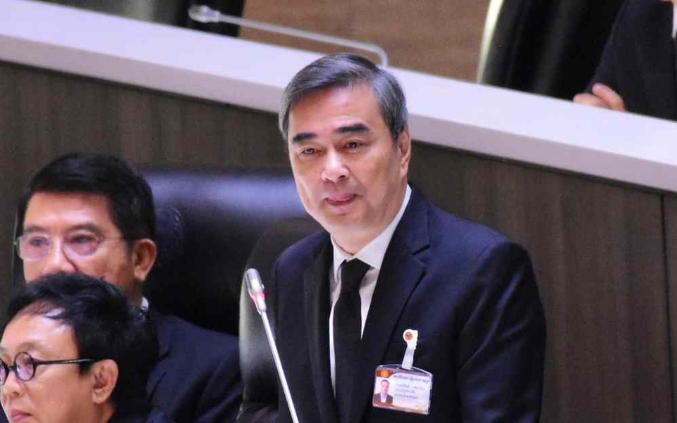 “เทพไท” ยก “อภิสิทธิ์” ต้นแบบอภิปรายในสภา ชี้นักการเมืองใหม่พึ่งเอกสาร - AI มากเกินไป