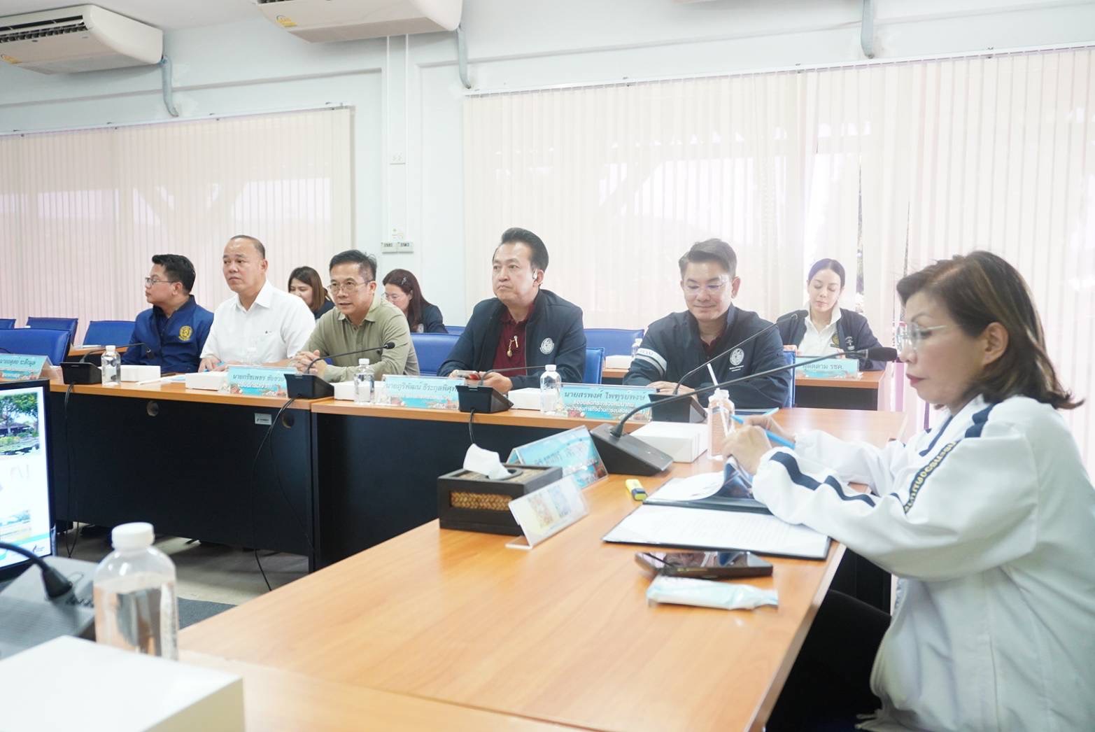 "มนพร" หนุนบวท. เพิ่มความสามารถรองรับเที่ยวบิน ส่งเสริมท่องเที่ยวเกาะสมุย