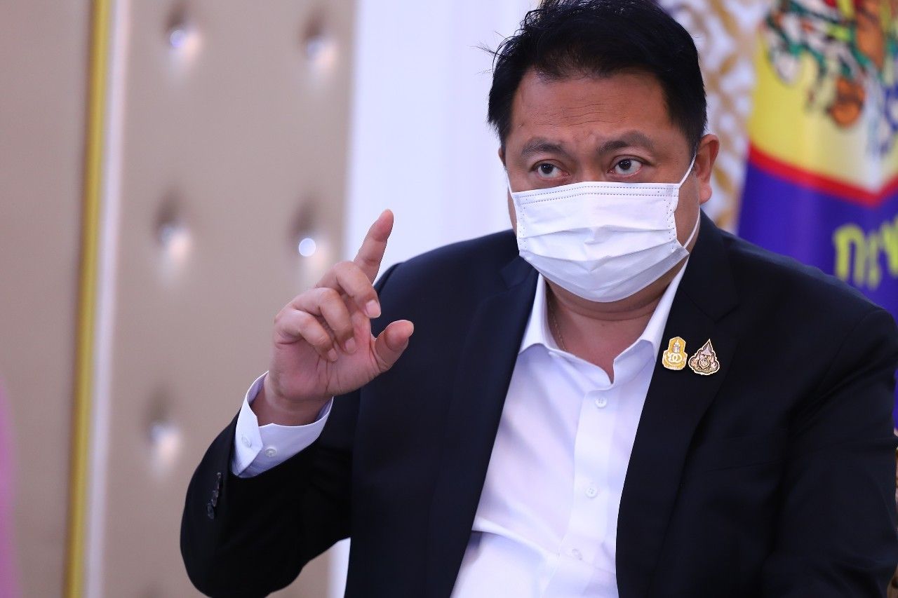 นายหน้าเถื่อนระบาด "รมว.เฮ้ง"เข้มกรมการจัดหางาน เร่งตรวจสอบโฆษณาจัดหางาน ชวนคนไทยทำงาน ตปท.ผ่านโซเชียลมีเดีย 