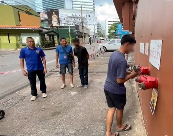 รวบยกแก๊งลักฝาท่อทองเหลืองหัวจ่ายน้ำดับเพลิง พบก่อเหตุมาหลายท้องที่