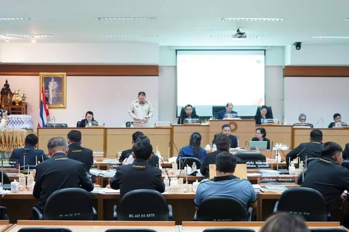 สภา อบจ.เพชรบูรณ์ เปิดสมัยประชุมสามัญพิจารณาอนุมัติร่างข้อบัญญัติงบประมาณ ปี 67