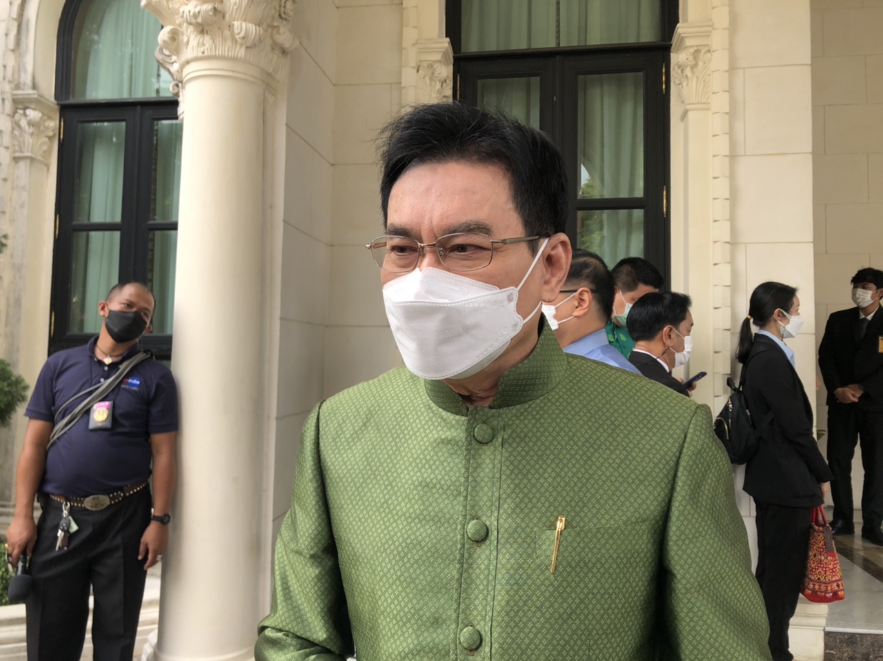 “จุรินทร์” เผยรอประกาศ พ.ร.ฎ.เลือกตั้งซ่อมก่อน ค่อยประชุมพรรคส่งเลือกบุคคล บอกปชป.มีหลักเกณฑ์-ข้อบังคับ