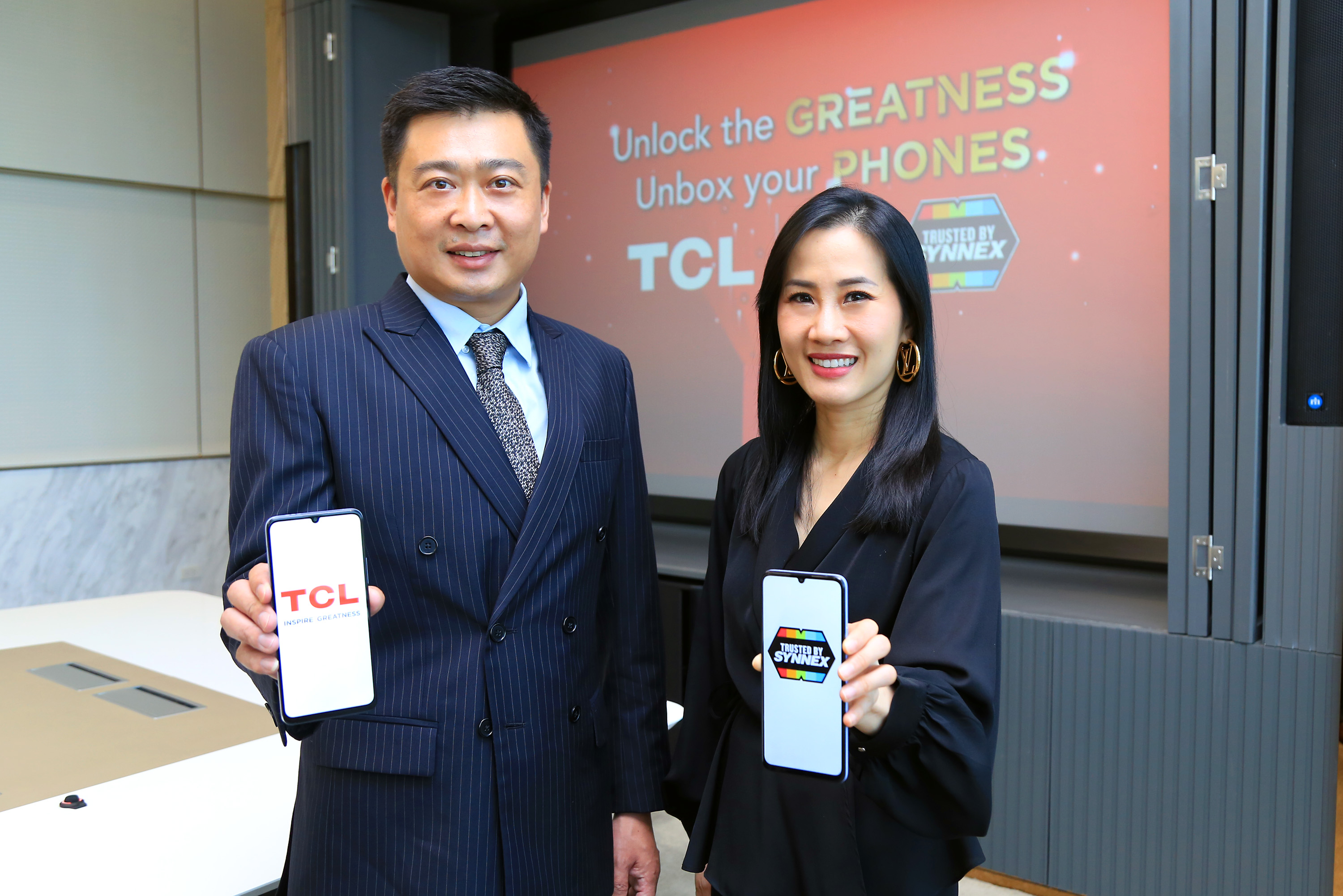   SYNNEX จับมือ TCL ขยายพอร์ตตลาดสมาร์ทโฟน พร้อมให้บริการหลังการขายครบวงจร