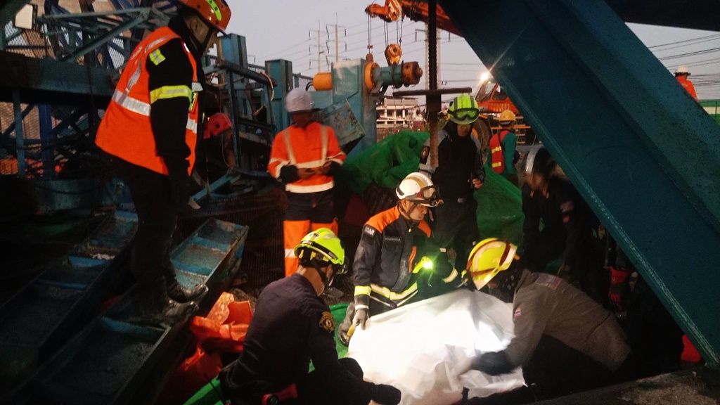 USAR Thailand นำร่างผู้เสียชีวิตรายสุดท้าย เหตุเครนถล่มออกมาได้แล้ว!!