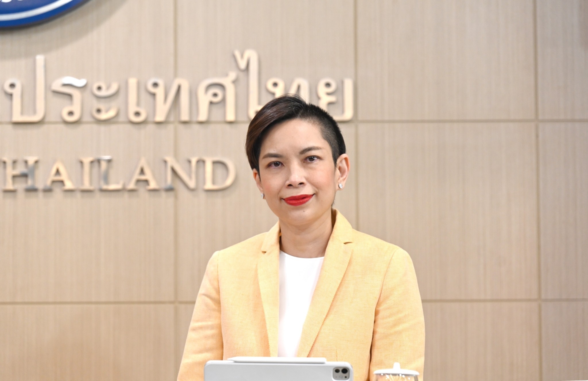 "ธปท." รับเข้าดูแลค่าเงินบาทช่วงผันผวนแรง เป็นเหตุผลส่วนหนึ่งดันทุนสำรองปรับเพิ่มขึ้น ชี้ส่งออกบางกลุ่มรับผลกระทบ