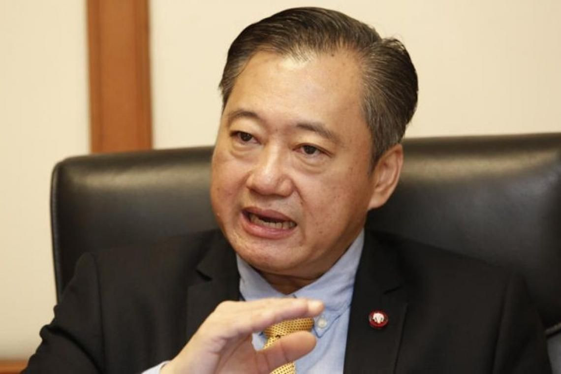 "สมชาย แสวงการ" โพสต์จี้หยุดแจกเงินหมื่น ก่อนล้มละลายในอนาคตอันใกล้นี้