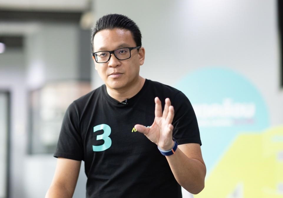 "สกลธี" เห็นด้วยนำนักโทษลอกท่อ แฉเอกชนฟันทั้งราคา ทิ้งงาน คุณภาพไม่ได้