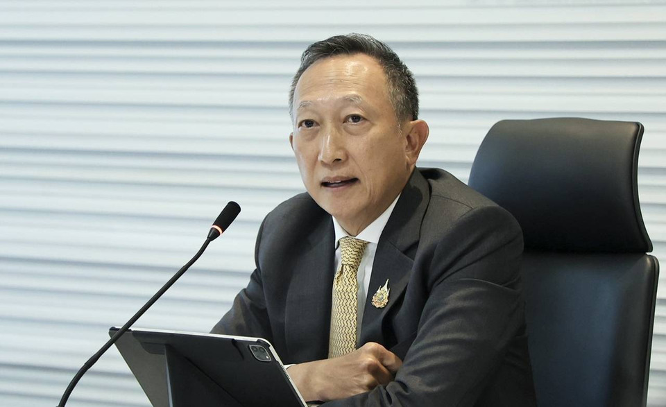 รวยทะลุฟ้า!"วรภัค" เปิดเซฟ 1.39 พันล้าน โชว์ Porsche คู่ใจ-กรุเครื่องเพชรภรรยามูลค่ามหาศาล ขณะที่"ประเสริฐ" มี 53 ล้าน