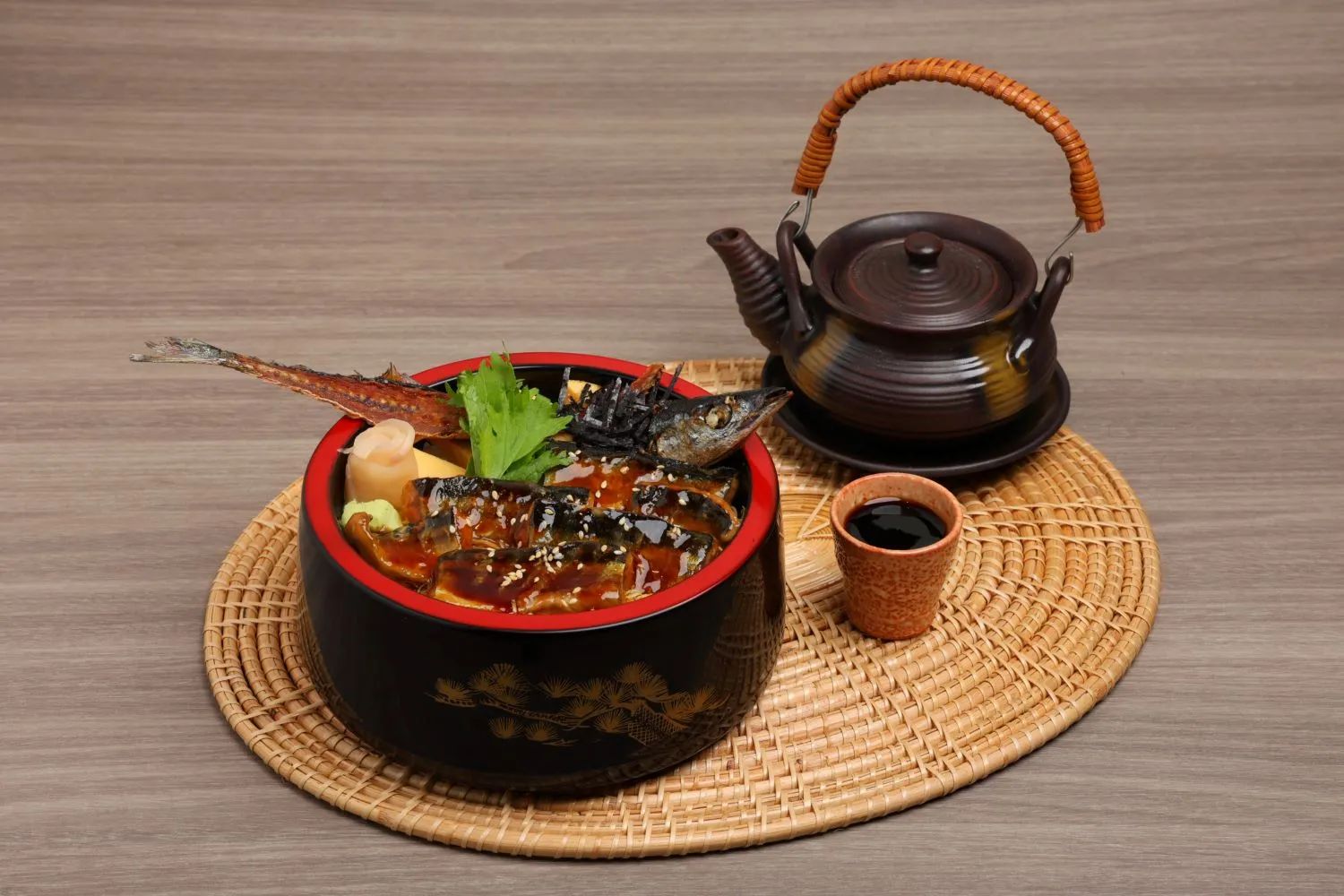 ข้าวหน้าปลาซันมะคาบายากิ ฮิตสึมาบุชิ 1