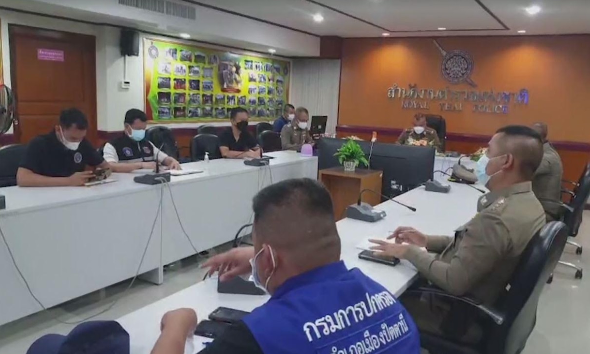 ผบช.ภาค 9 ติดตามคดีปล้นร้านทองในห้างดังปัตตานี