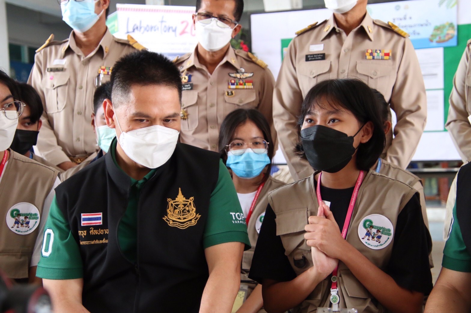 "วราวุธ" โปรยยาหอมรับประกันจะทำให้สุพรรณบุรีเป็นเมืองคาร์บอนต่ำ ดันผู้นำเยาวชนรักษ์สิ่งแวดล้อม