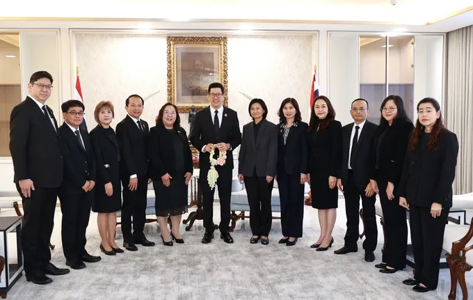 ออมสิน นำทีมผู้บริหารเข้าพบ รมว.คลัง รับพรปีใหม่ 2569