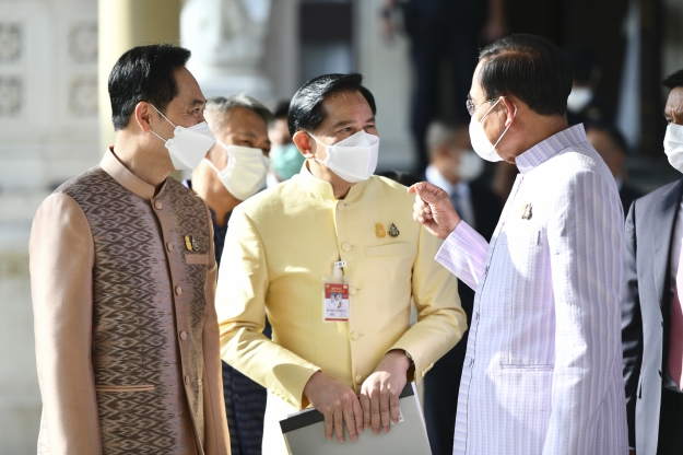 "พีระพันธุ์" คาด"บิ๊กตู่" สมัครเป็นสมาชิก พรรครวมไทยสร้างชาติ หลังปีใหม่