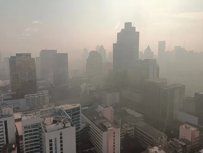 เช้านี้ ค่าฝุ่น PM 2.5 กรุงเทพฯ เกินมาตรฐาน 31 พื้นที่