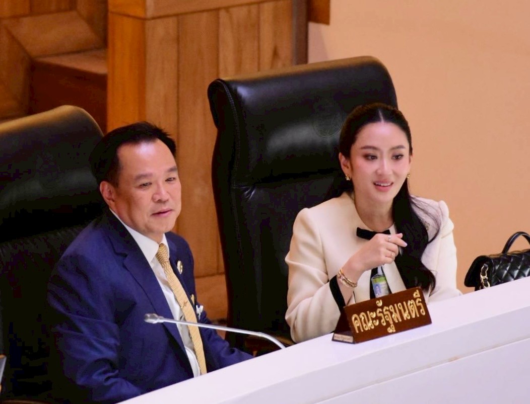 "ภท." เผย "เพื่อไทย" ขอปรับครม.ยื่นข้อเสนอกลับ  แนะ "อิ๊งค์" ปรับใหญ่ เปิดทางทุกพรรคเปลี่ยนคนทำงาน แทนแก้ศึกในรัฐบาล