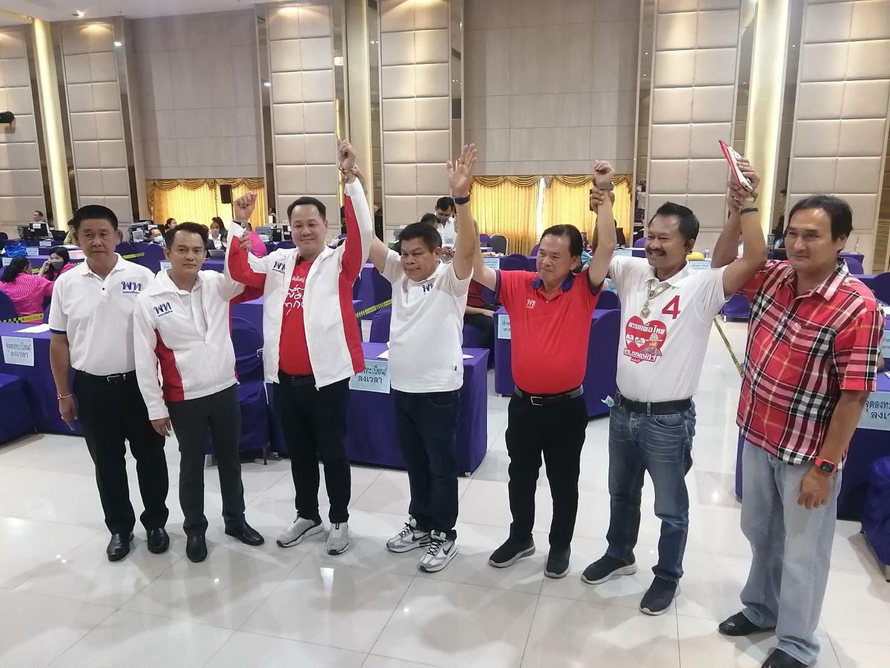 "เพื่อไทย" ส่ง "ภูดิท นนทพิมลชัย" ลงเขต 7 แทน "จำลอง ขำสา" มั่นใจเปลี่ยนตัว แต่แลนด์สไลด์เมืองนนท์ไม่สะดุด 
