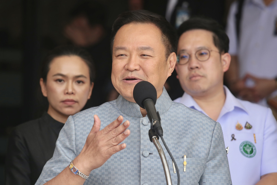 “อนุทิน” เผย ปชช. วัด KPI นายกฯ ผ่านเลือกตั้ง ไม่ตอบมั่นใจอยู่ครบ 4 ปีหรือไม่ ทำให้ดีที่สุด 