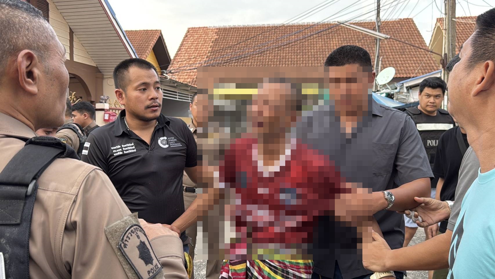 'ดต.' เมาคลั่งชักปืนรัวยิงขึ้นฟ้าถูกออกจากราชการทันที 'บิ๊กแรก'ลั่น ตร.แตกแถวจับดำเนินคดีไม่ไว้หน้า  