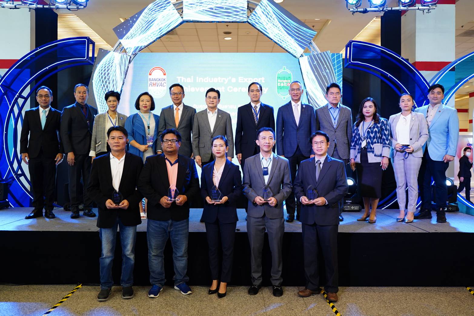 ต่างชาติแห่ซื้อ “จุรินทร์” เปิด Bangkok RHVAC 2022 และ Bangkok E&E 2022 ขายแอร์-เครื่องใช้ไฟฟ้าไทย 3 วันทะลุ 8.5 พันล้าน 
