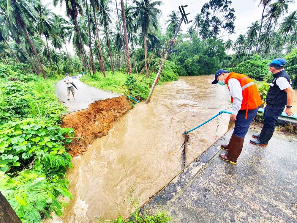 ประจวบฯ เร่งเยียวยาประชาชนในพื้นที่ 2 อำเภอที่ประสบอุทกภัย 