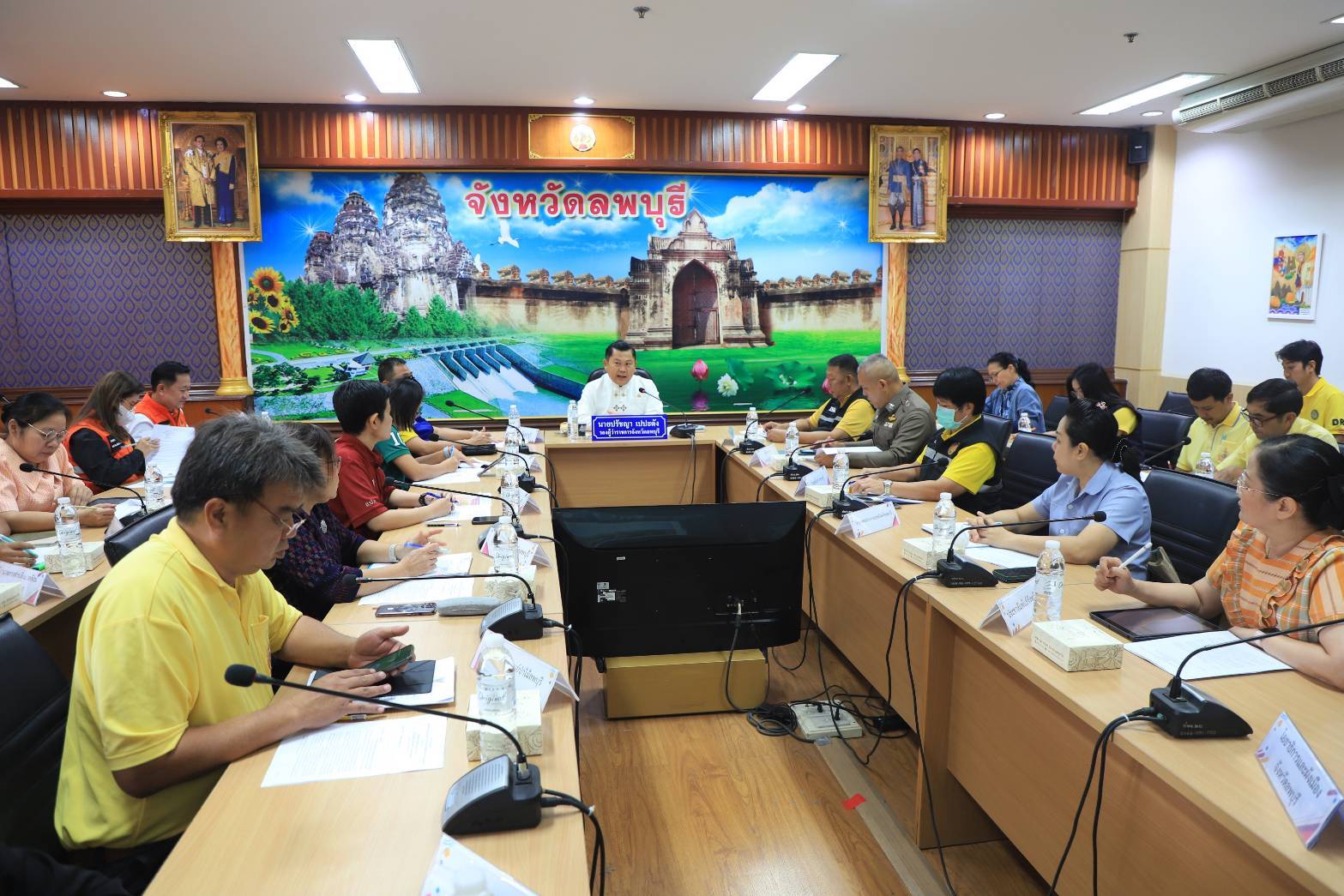 ลพบุรีตั้ง war room เพื่อติดตามสถานการณ์ ไฟป่า หมอกควัน และฝุ่นละอองขนาดเล็ก PM 2.5