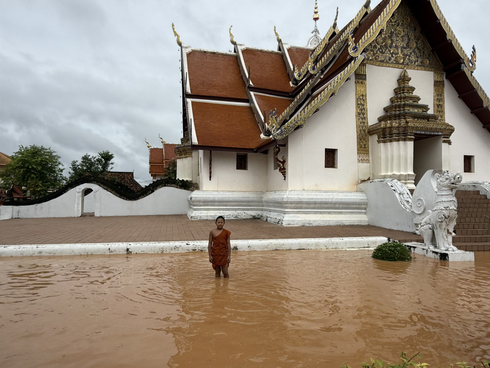 วธ.ระดมพลังวัฒนธรรมฝ่าวิกฤตน้ำท่วมน่าน เร่งดูแลวัดภูมินทร์