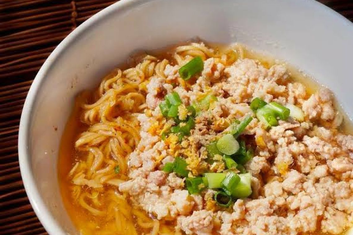 5 ผู้ผลิตบะหมี่กึ่งสำเร็จรูปรวมตัว ยื่นหนังสือถึง พณ.ปรับราคาซองละ 2 บาท