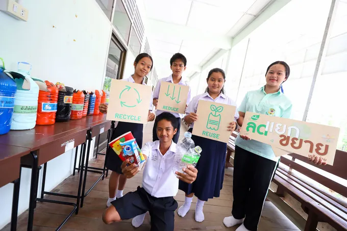 ซีพี ออลล์ นำทัพภาคีเครือข่ายโรงเรียน-ชุมชน-องค์กรไร้ถัง   Kick off โครงการ Green Living “รักษ์เกาะ 24 ชั่วโมง” 