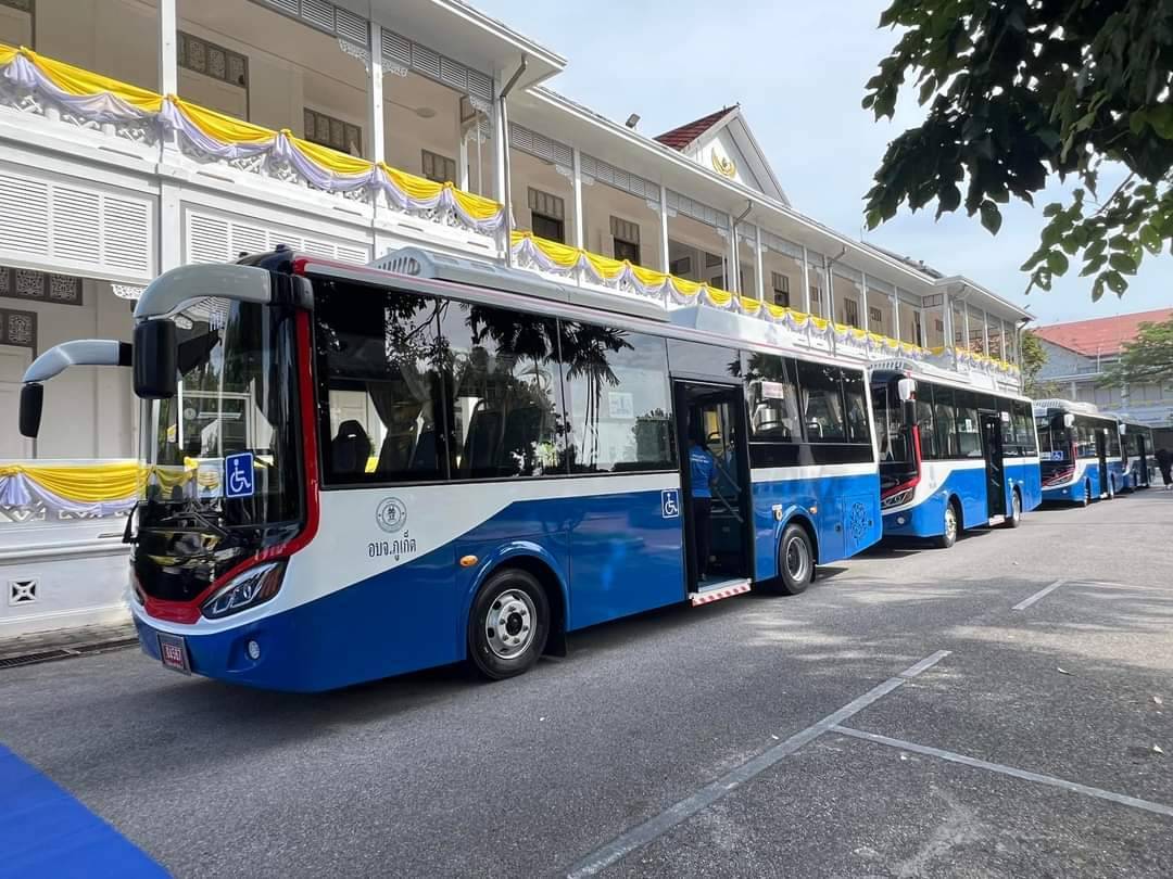 อบจ.ภูเก็ต ทดลองเดินรถโดยสารไฟฟ้าปรับอากาศ (EV BUS) ยกระดับระบบขนส่งสาธารณะ ผลักดันให้ภูเก็ตก้าวสู่การเป็น Smart City อย่างเต็มรูปแบบ