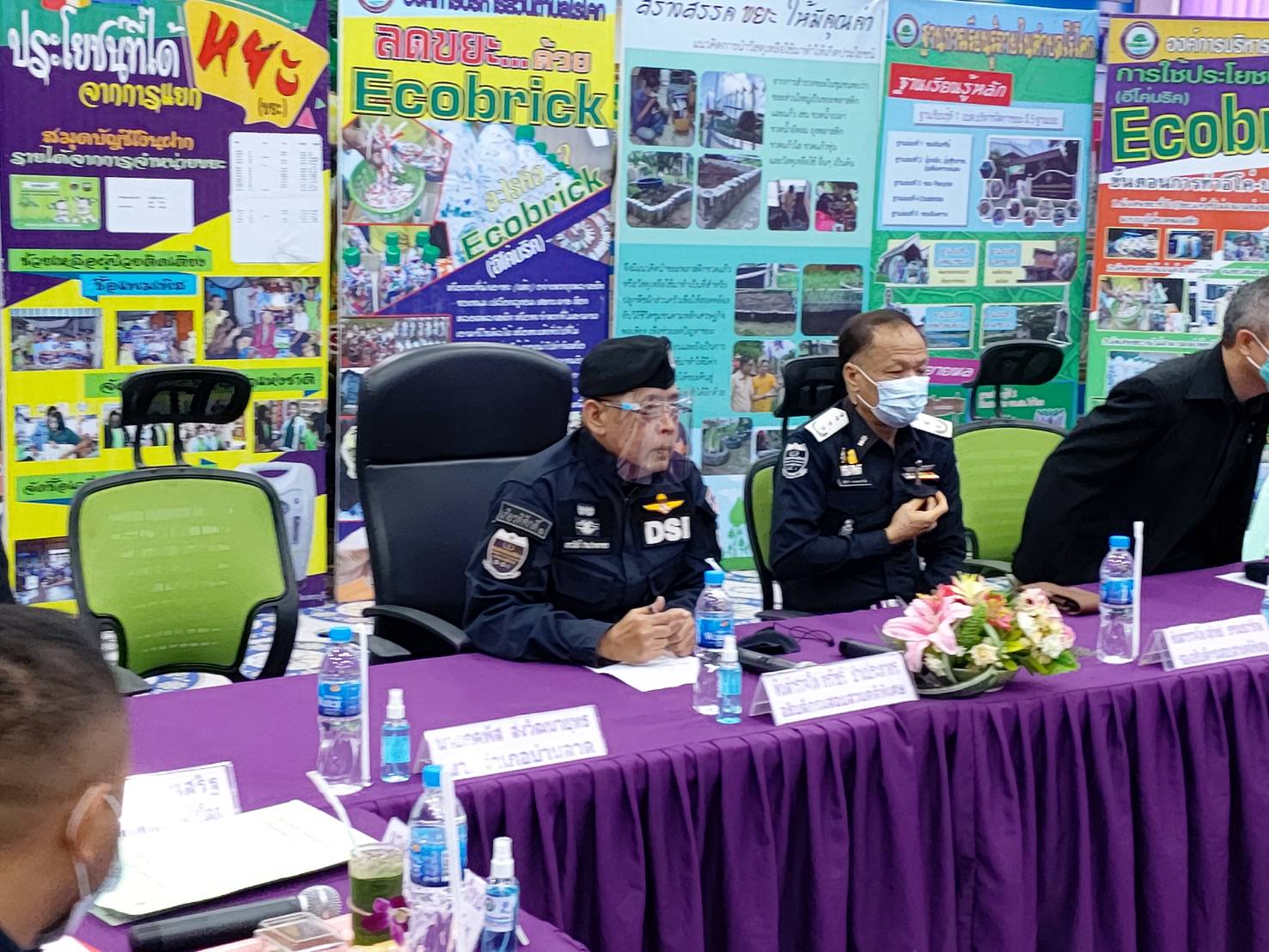 อธิบดี DSI ลงพื้นที่ตรวจสอบข้อเท็จจริงที่ดินป่าสงวน ใน จ.เพชรบุรี  กรณี นายทุนหลอกขายชาวต่างชาติ
