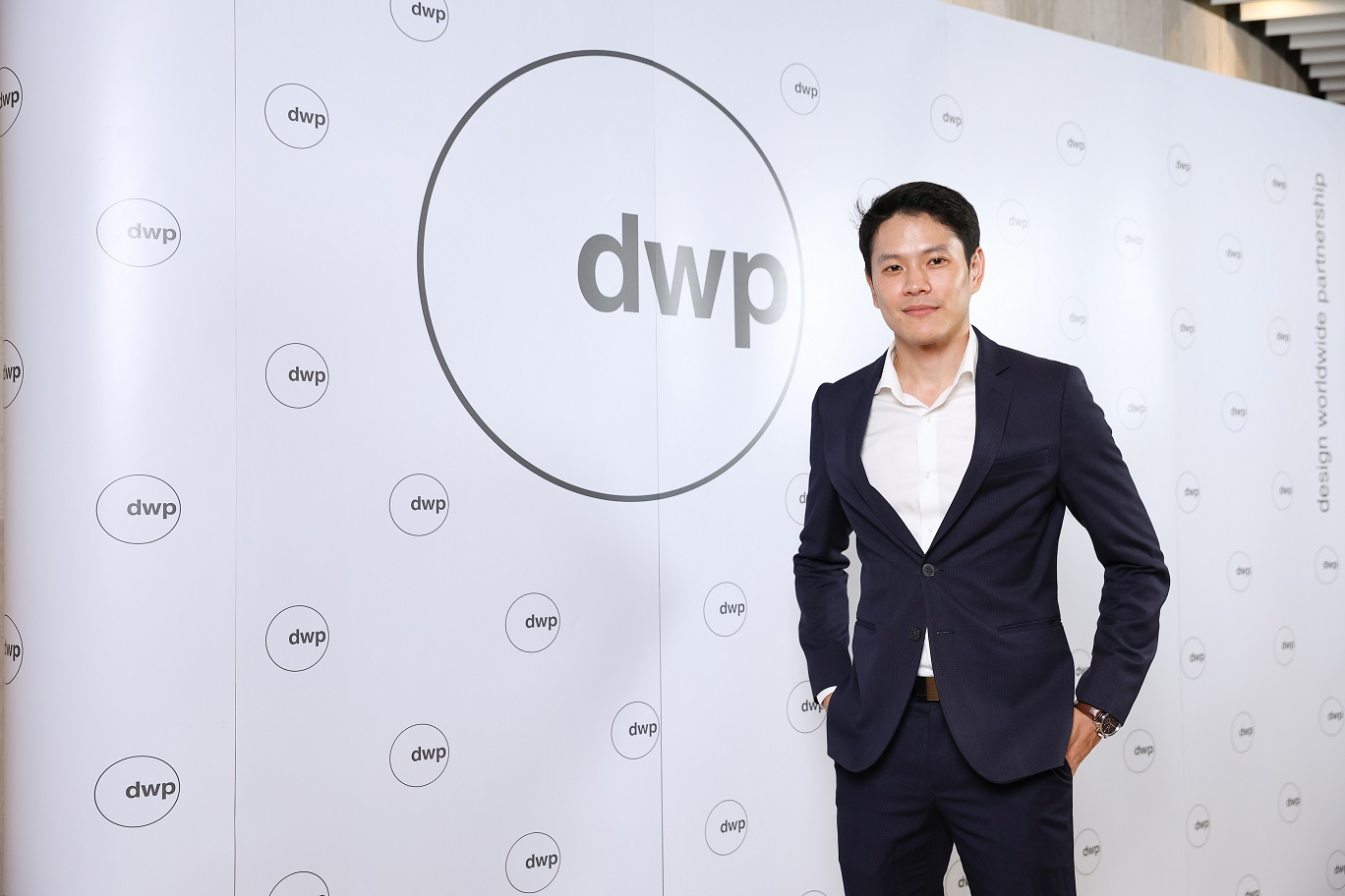 dwp ส่ง "กิตติพศ บูชางกูร" โชว์วิสัยทัศน์ด้านการออกแบบ ย้ำจุดยืนในคอนเซ็ปต์ Biophipic Design ปูทางสู่คาร์บอนเป็นศูนย์ในงาน PHIST 2022