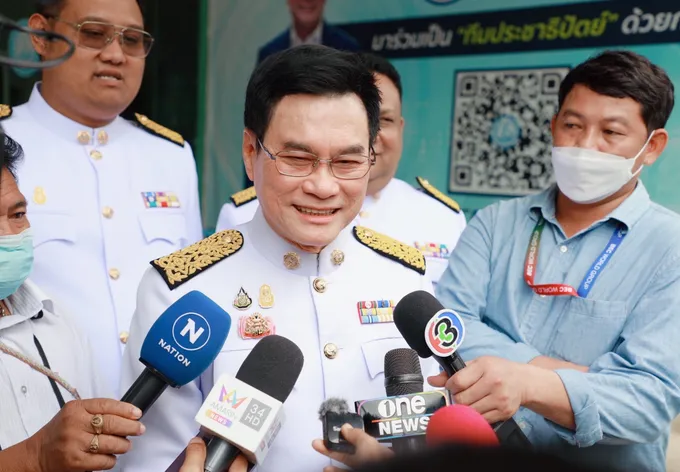 "จุรินทร์" ยันยึดมติ "ปชป." เลือก "ประธานสภา" ชี้ "2 พรรคใหญ่" จับมือกันแน่น เสนอใครได้เป็นอยู่แล้ว 