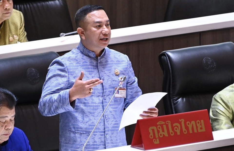 "ณัฏฐ์ชนน" สวนกลับ "หัวหน้าเท้ง" ระราน "พิพัฒน์" ถาม รับผิดชอบอะไร เอาคนดำมะเมี่ยม มาลงสมัคร สส.