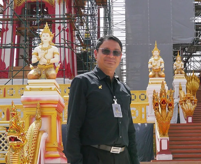 พระเมรุมาศ รัชกาลที่ 9 ช่างตกแต่งศิลปกรรมสุดฝีมือ