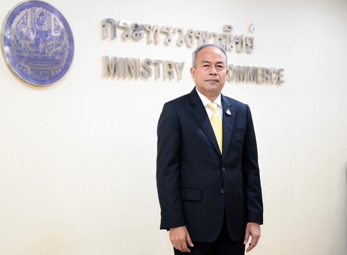รมช.พาณิชย์ มอบ sacit ติวเข้มผู้ประกอบการ  สร้างจุดขายงานหัตถศิลป์ไทยด้วย Storytelling