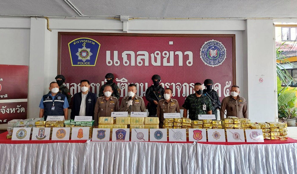 ตำรวจภูธรภาค 5 แถลงจับกุมยาเสพติดรายสำคัญ ยึดยาบ้ารวมกว่า 6 แสนเม็ด-ไอซ์ 239 กก. 