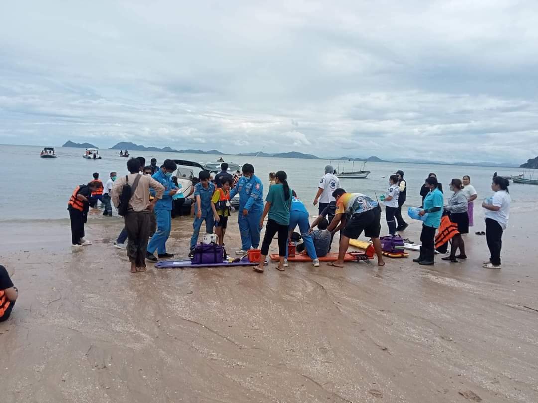 ระทึก! เรือเร็วชุมพร-เกาะเต่า บึ้มกลางทะเล เจ็บระนาว18 ราย