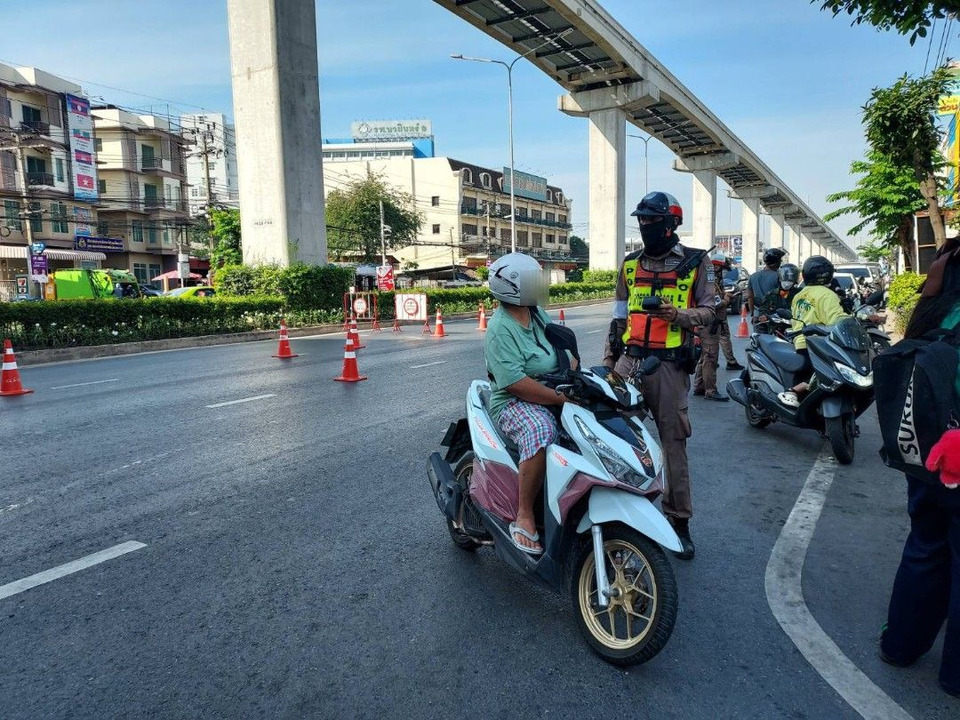 ไม่ปรับทันที! ตำรวจทั่วประเทศใช้มาตรการใหม่ ตักเตือนก่อน–บันทึก PTM ผิดซ้ำโดนใบสั่งแน่ 