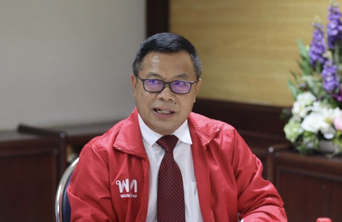 “อีโต้อีสาน” ซัด “ประยุทธ์” อย่าคิดสกัดบัตรเลือกตั้ง 2 ใบ แนะทำใจ เตรียมกลับบ้าน