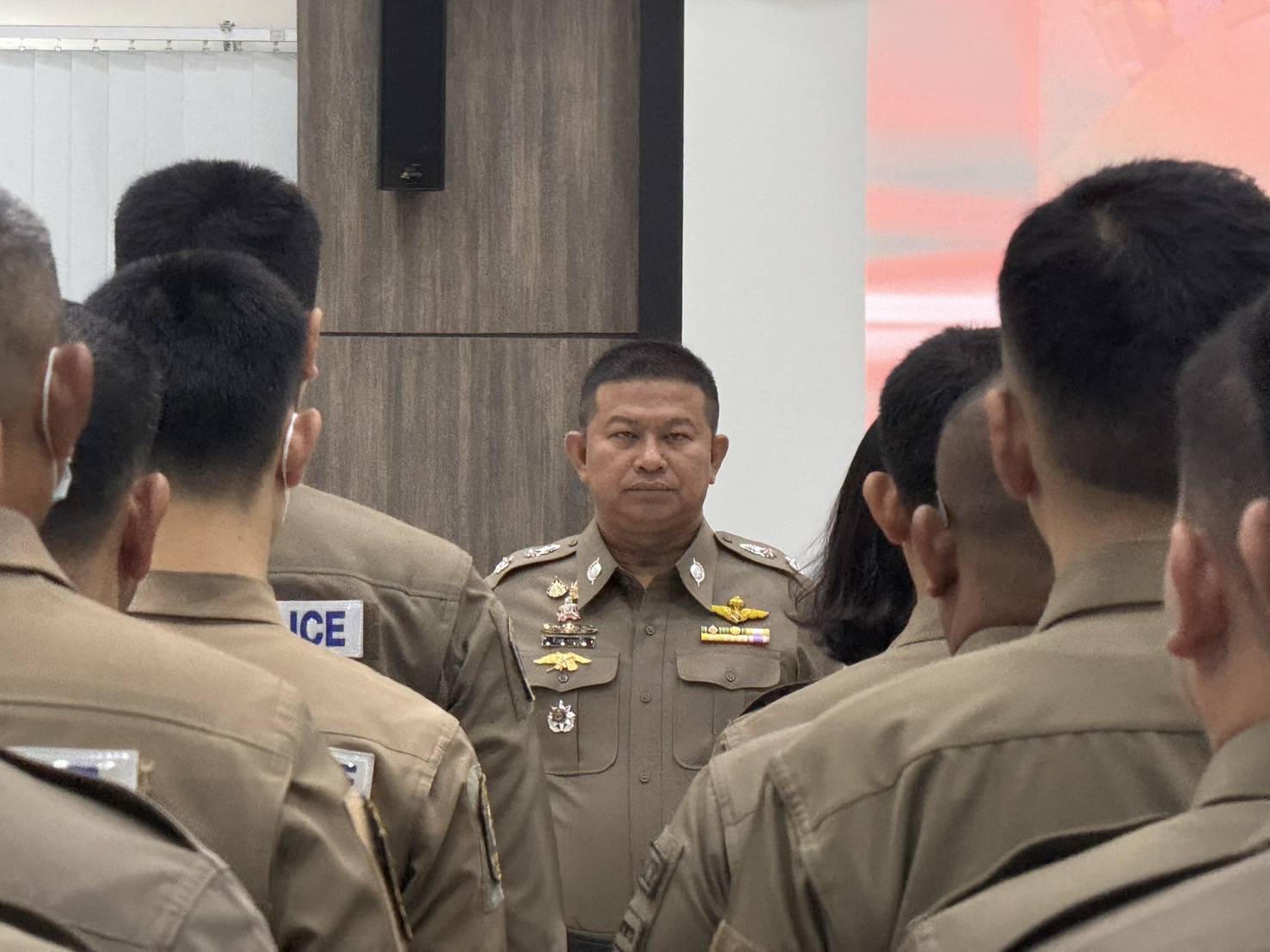 นครบาลฝึกการช่วยเหลือชีวิตขั้นพื้นฐานถอดบทเรียนผู้กองสน.เพขรเกษม