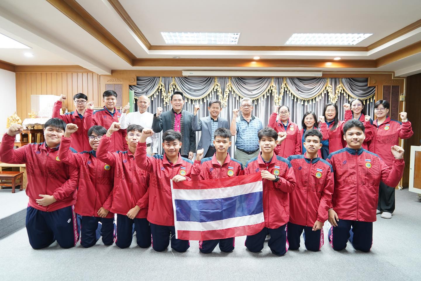 อบจ.เพชรบูรณ์ส่งกำลังใจให้แก่คณะครูและนักเรียน'วังชมภูวิทยาคม'แข่งขันรายการ "2025 World GreenMech Contests" ที่ไต้หวัน
