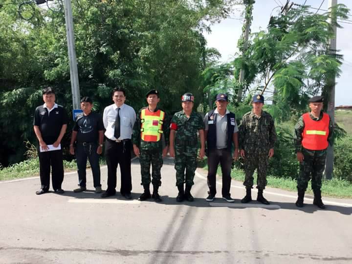 นายก อบต.รางจรเข้  กวดขันรถพ่วงบรรทุกทรายน้ำหนักเกินห้ามวิ่งผ่าน  หลังทำให้ถนน 3 ตำบลพังเสียหาย  